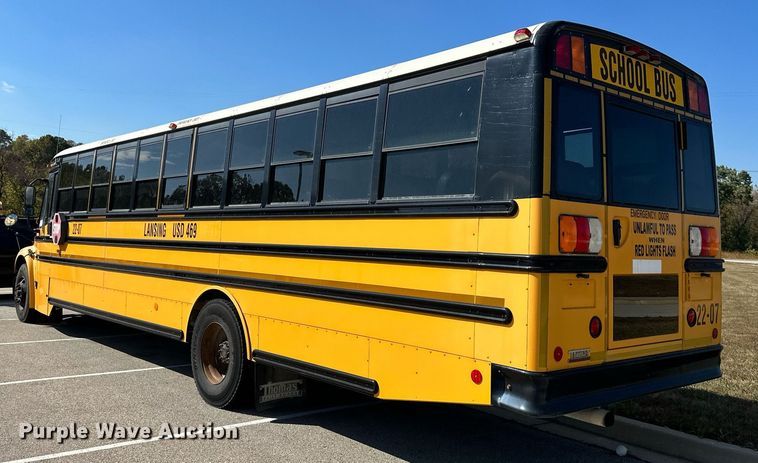 image for item DW2888 2007 Thomas B2  school bus