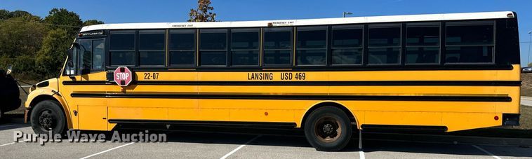 image for item DW2888 2007 Thomas B2  school bus