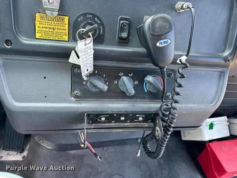 image for item DW2888 2007 Thomas B2  school bus