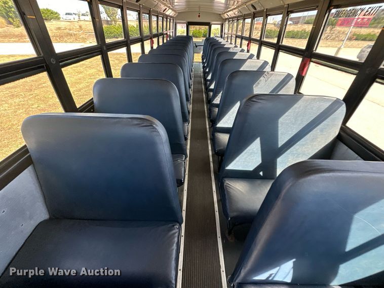 image for item DW2888 2007 Thomas B2  school bus