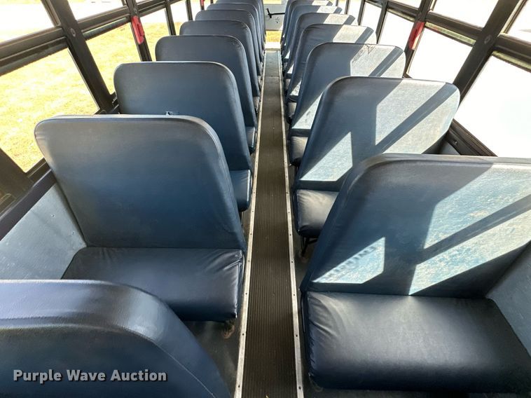 image for item DW2888 2007 Thomas B2  school bus