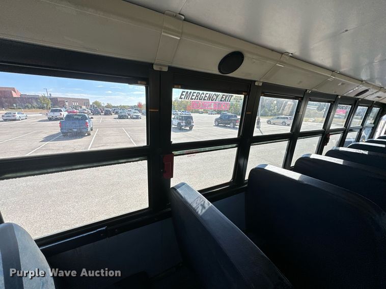 image for item DW2888 2007 Thomas B2  school bus