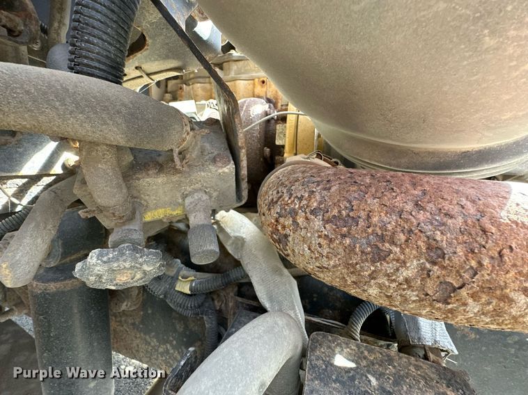 image for item DW2888 2007 Thomas B2  school bus