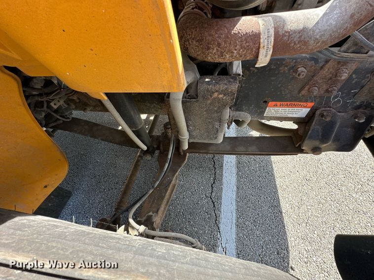 image for item DW2888 2007 Thomas B2  school bus