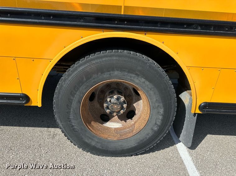 image for item DW2888 2007 Thomas B2  school bus