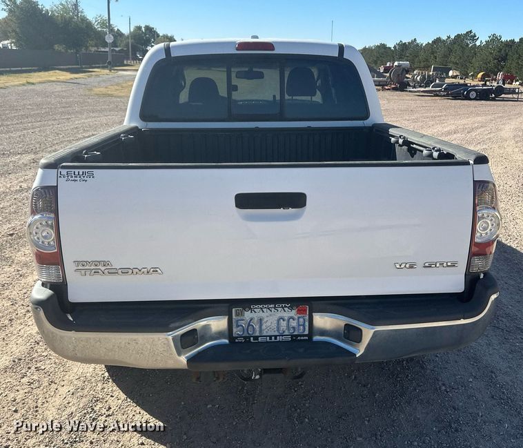 image for item IU9035 2009 Toyota Tacoma  Double Cab pickup truck