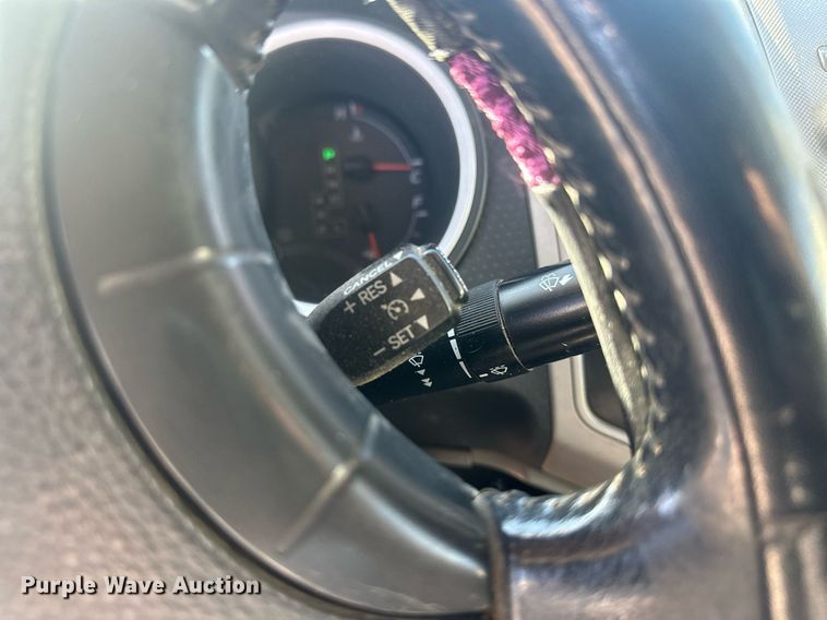 image for item IU9035 2009 Toyota Tacoma  Double Cab pickup truck