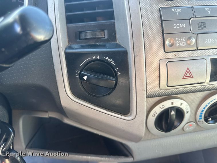 image for item IU9035 2009 Toyota Tacoma  Double Cab pickup truck