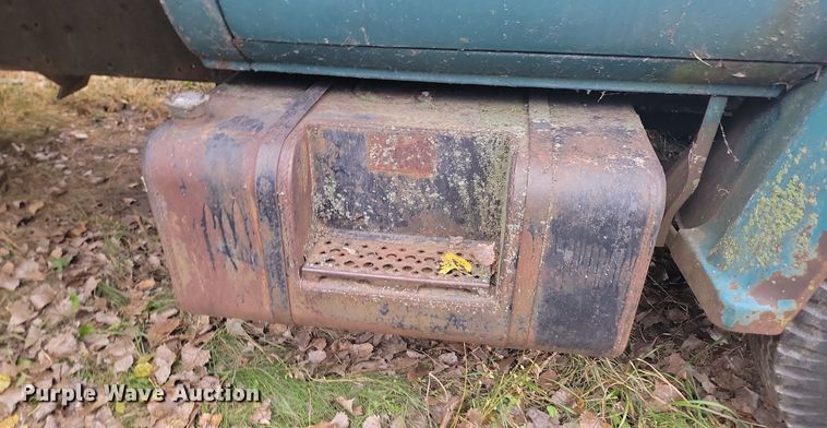 image for item JG9696 1975  Chevrolet CE619  dump flatbed truck