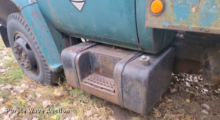 image for item JG9696 1975  Chevrolet CE619  dump flatbed truck