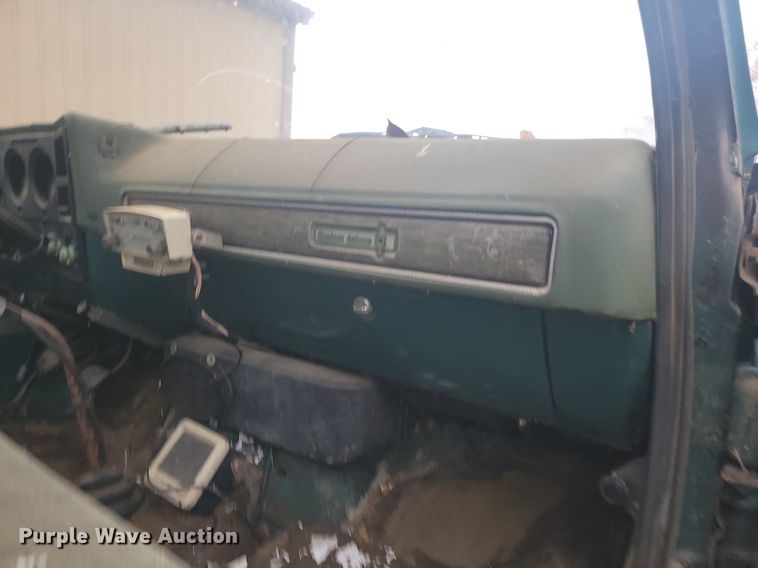 image for item JG9696 1975  Chevrolet CE619  dump flatbed truck