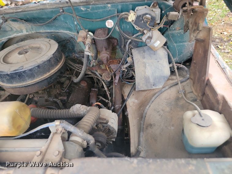 image for item JG9696 1975  Chevrolet CE619  dump flatbed truck