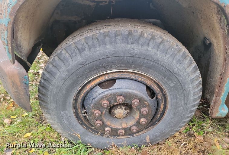 image for item JG9696 1975  Chevrolet CE619  dump flatbed truck