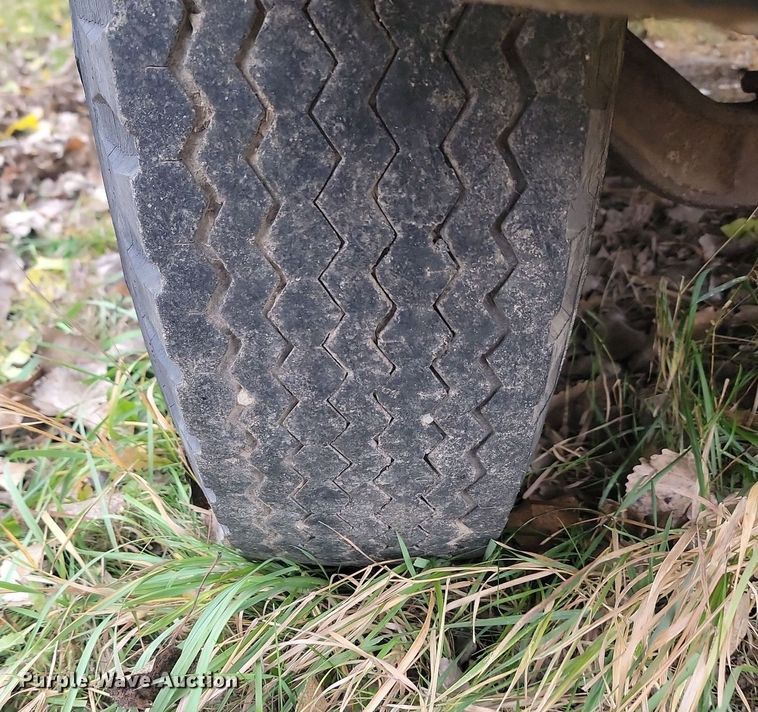 image for item JG9696 1975  Chevrolet CE619  dump flatbed truck