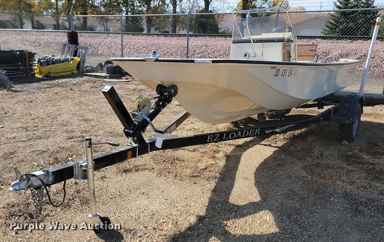 image for item JG9700 Boston Whaler  boat