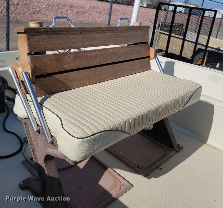 image for item JG9700 Boston Whaler  boat