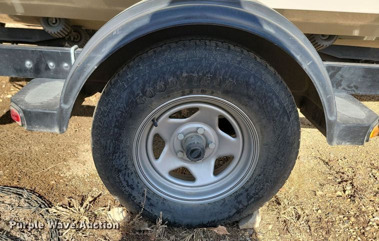 image for item JG9700 Boston Whaler  boat