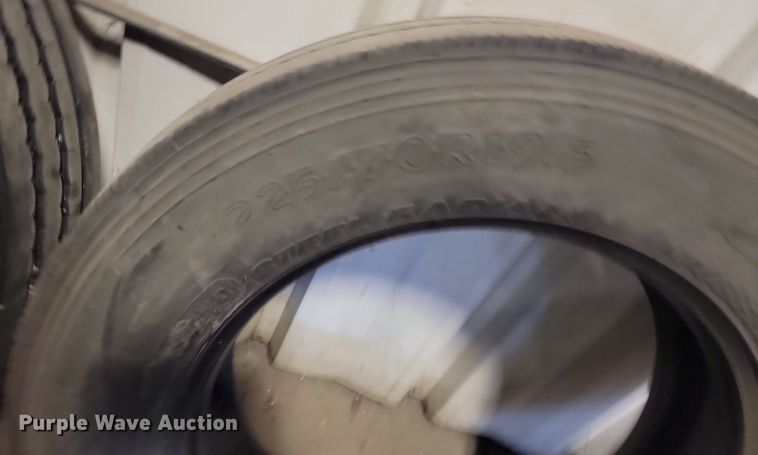 image for item JG9718 (15) tires and wheels