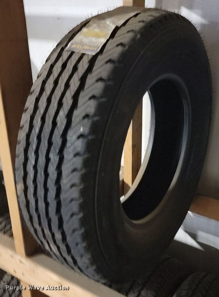 image for item JG9721 (17) P225/60R17 tires