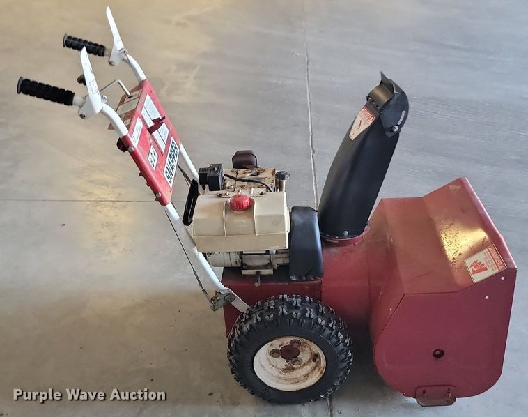 image for item JG9723 Snapper 8242  snow blower