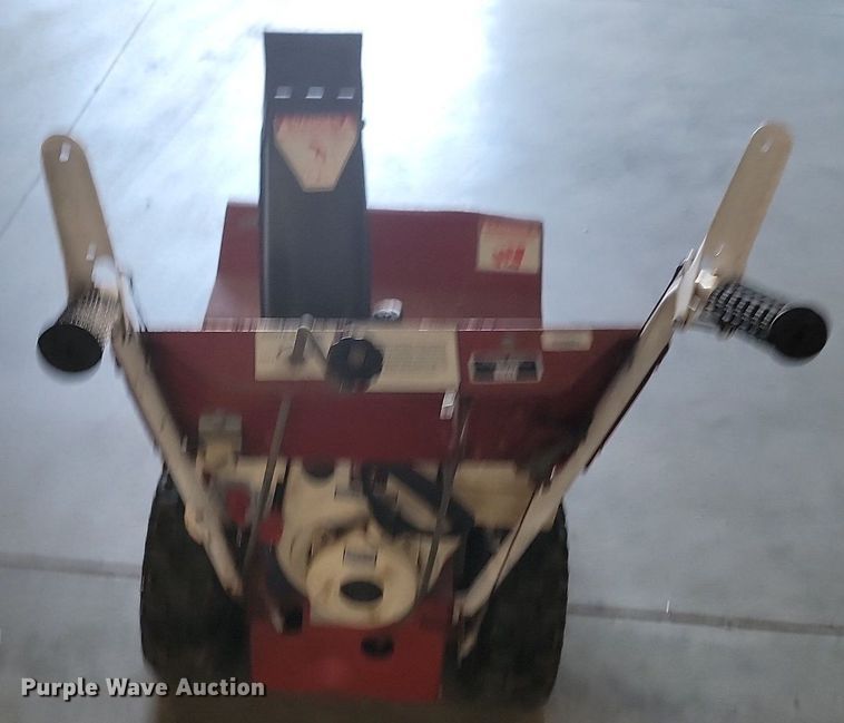 image for item JG9723 Snapper 8242  snow blower