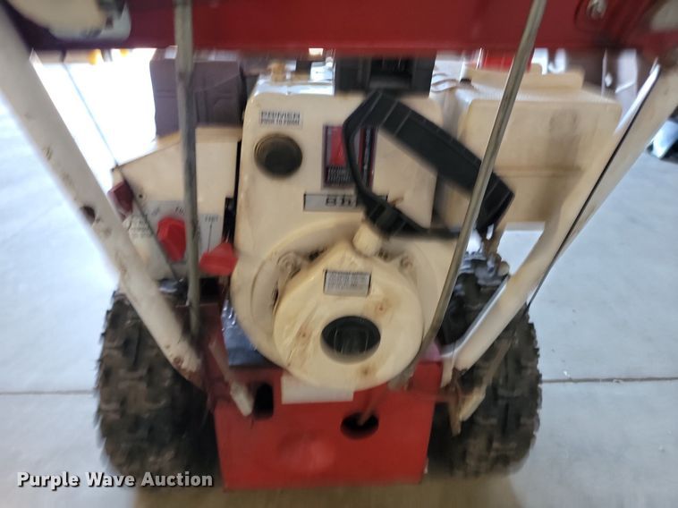 image for item JG9723 Snapper 8242  snow blower