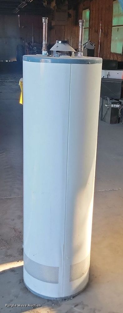 image for item JG9726 Hot water heater