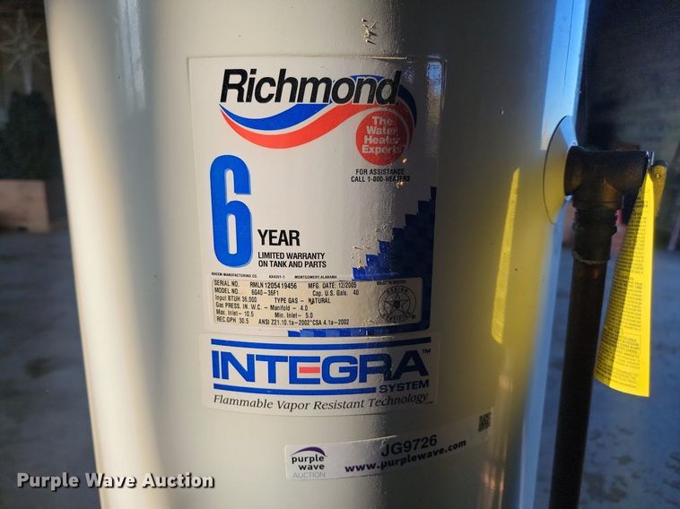 image for item JG9726 Hot water heater