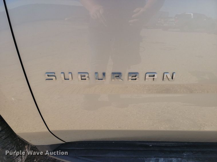 image for item JG9749 2017 Chevrolet Suburban  SUV