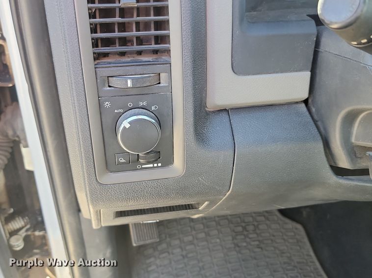 image for item JG9758 2012 Dodge Ram 1500  Quad Cab pickup truck