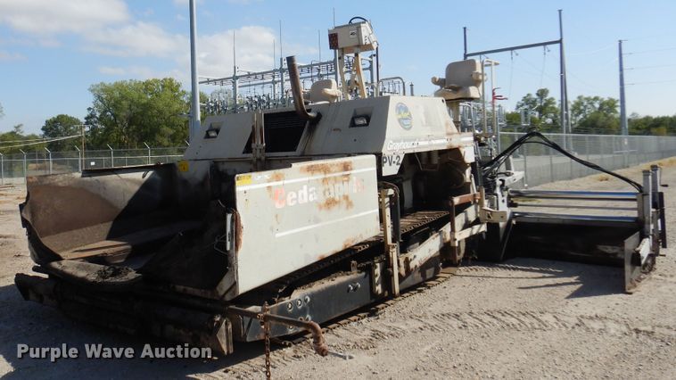 image for item KD9182 1997 Cedarapids CR461  paver