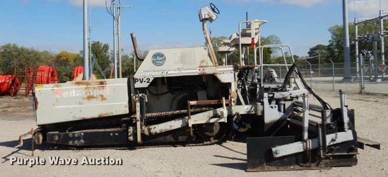 image for item KD9182 1997 Cedarapids CR461  paver