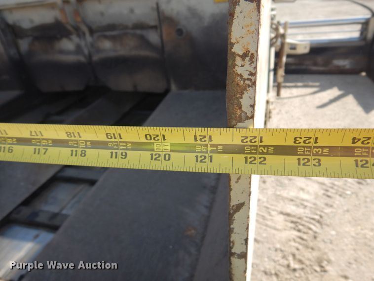 image for item KD9182 1997 Cedarapids CR461  paver