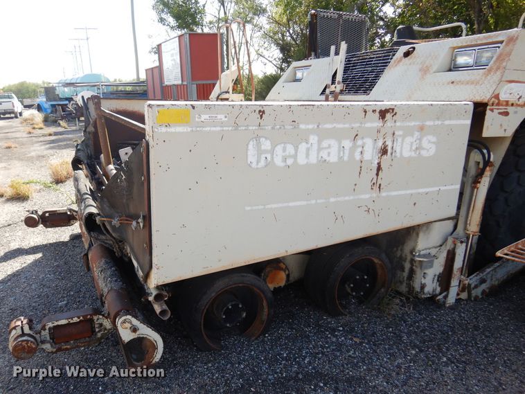 image for item KD9184 1989 Cedarapids CR451  paver