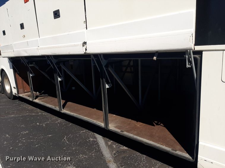 image for item KD9224 2003 Van Hool T2145  coach bus