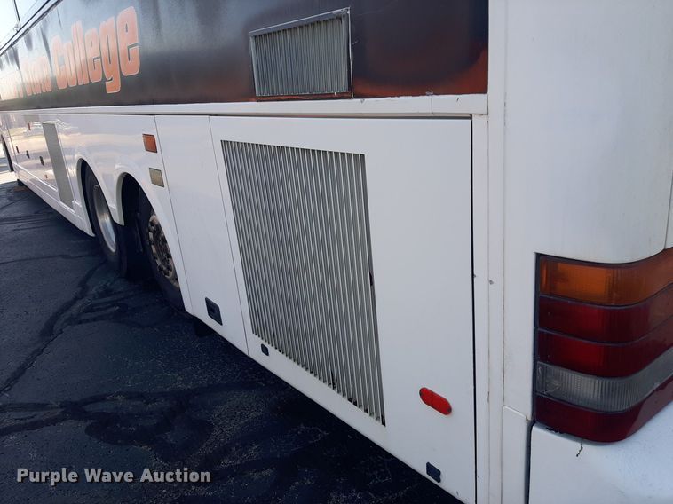image for item KD9224 2003 Van Hool T2145  coach bus