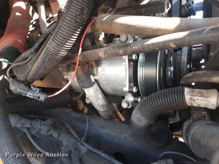 image for item KD9225 2006 GMC C5500  shuttle bus