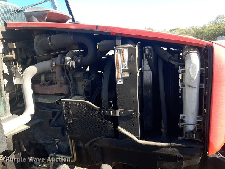 image for item KD9233 2005 Massey Ferguson 5460  MFWD tractor