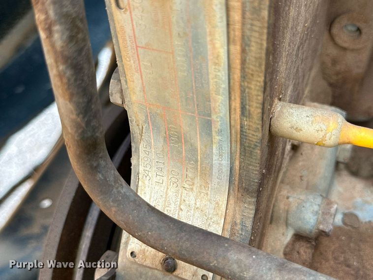 image for item KM9808 1989 White GMC WCS  dump truck