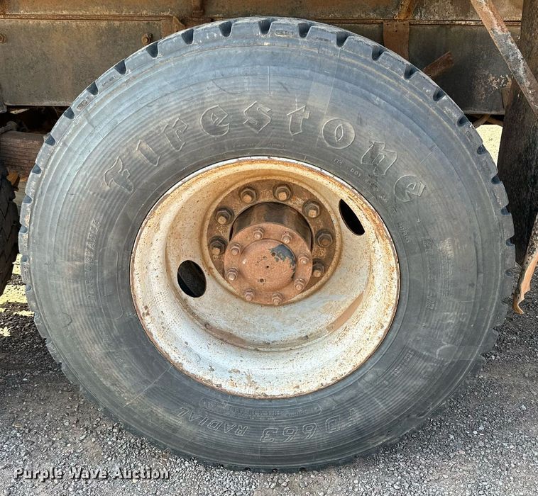 image for item KM9808 1989 White GMC WCS  dump truck