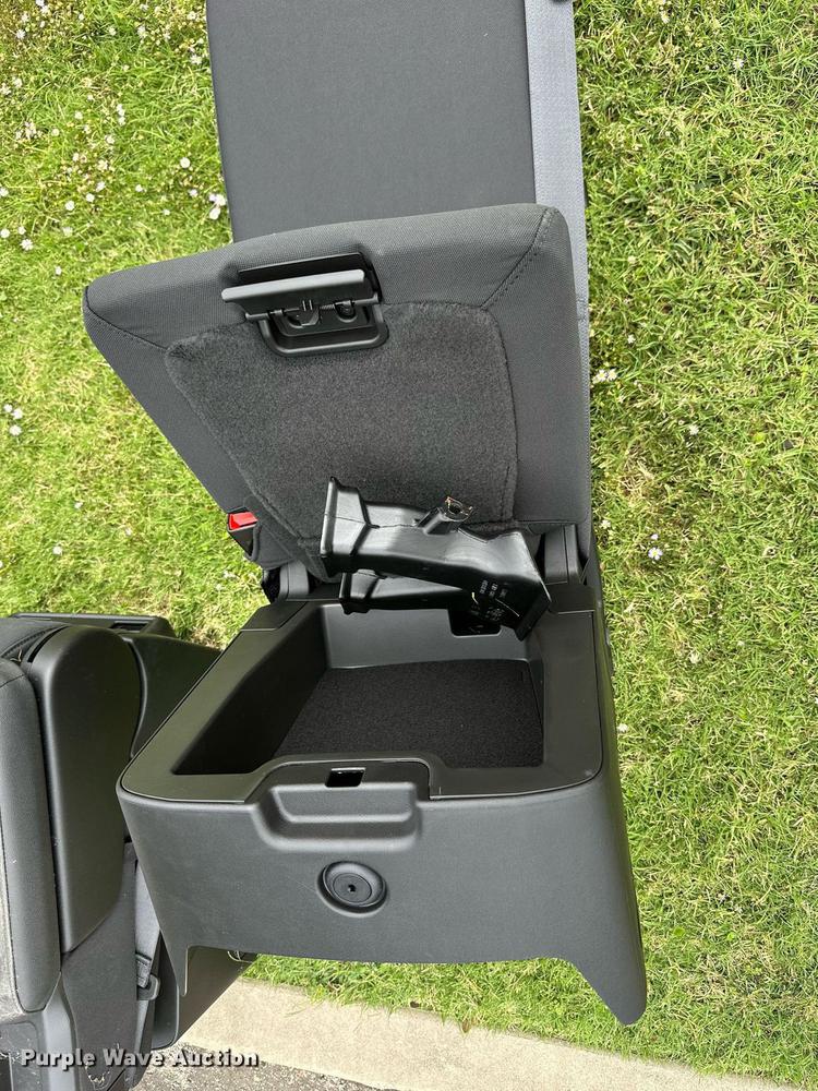 image for item KT9283 (3) 2023 Chevrolet Silverado 1500 Center Consoles