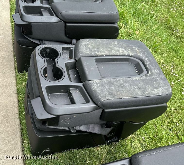 image for item KT9283 (3) 2023 Chevrolet Silverado 1500 Center Consoles