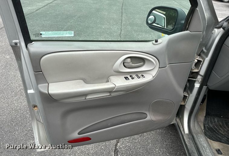 image for item KT9284 2008 Chevrolet TrailBlazer LS  SUV