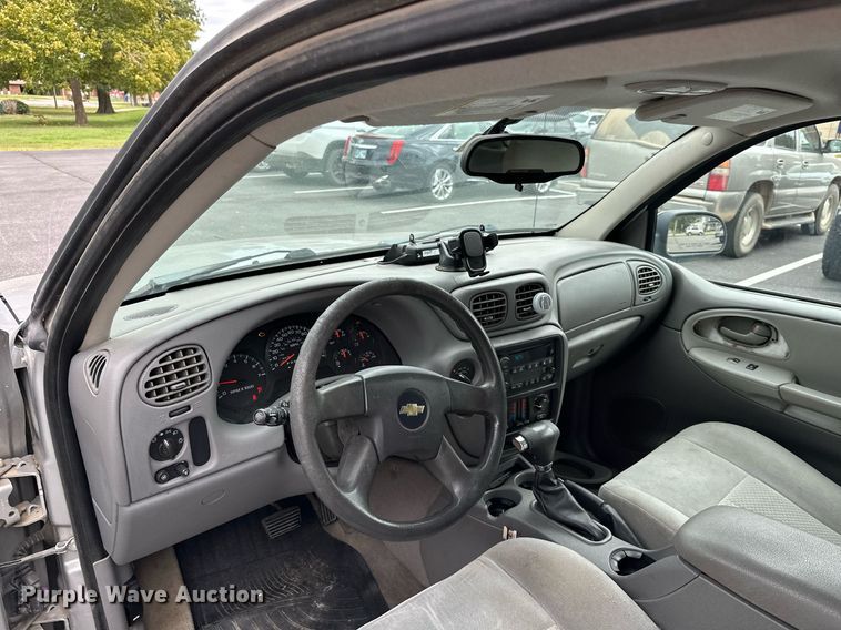 image for item KT9284 2008 Chevrolet TrailBlazer LS  SUV