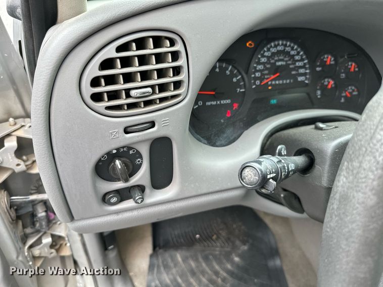 image for item KT9284 2008 Chevrolet TrailBlazer LS  SUV