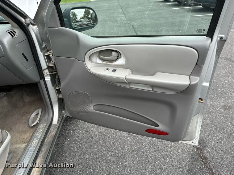 image for item KT9284 2008 Chevrolet TrailBlazer LS  SUV