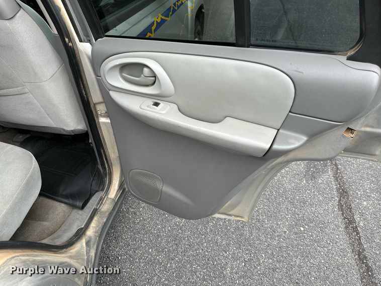 image for item KT9284 2008 Chevrolet TrailBlazer LS  SUV