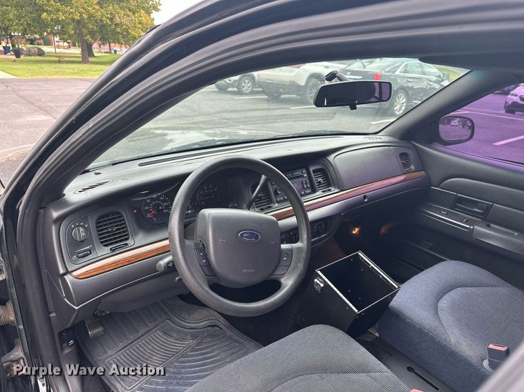 image for item KT9286 2008 Ford Crown Victoria