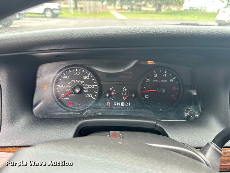 image for item KT9286 2008 Ford Crown Victoria