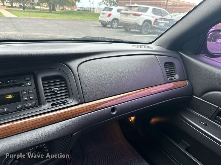 image for item KT9286 2008 Ford Crown Victoria